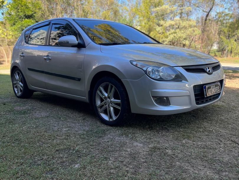 Hyundai i30 2.0 16V 145cv 5p Aut.