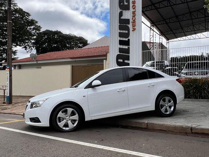Chevrolet CRUZE LT 1.8 16V FlexPower 4p Aut.