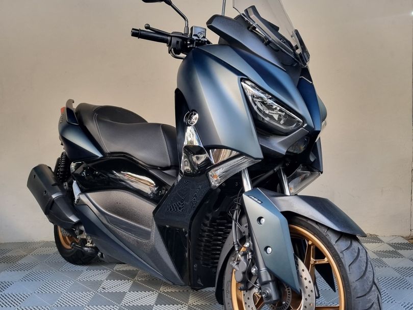 YAMAHA XMAX 250 ABS