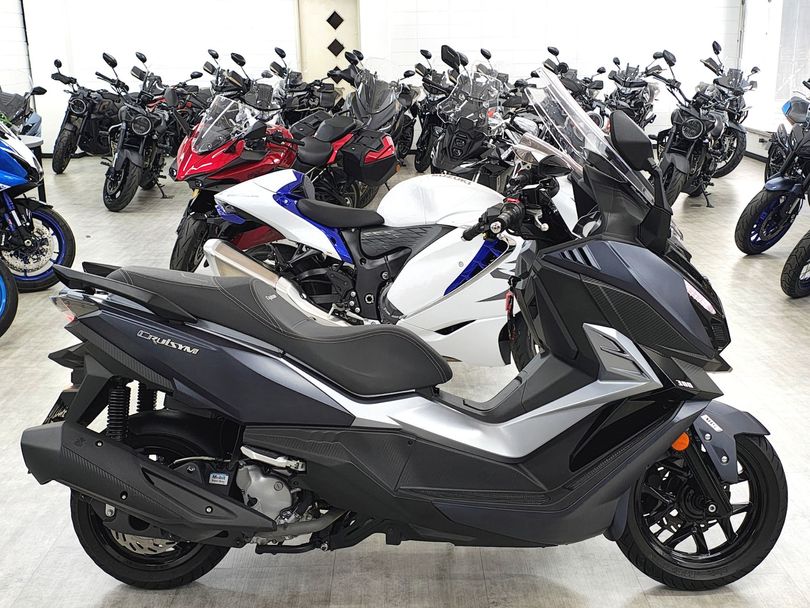 DAFRA CRUISYM 300 