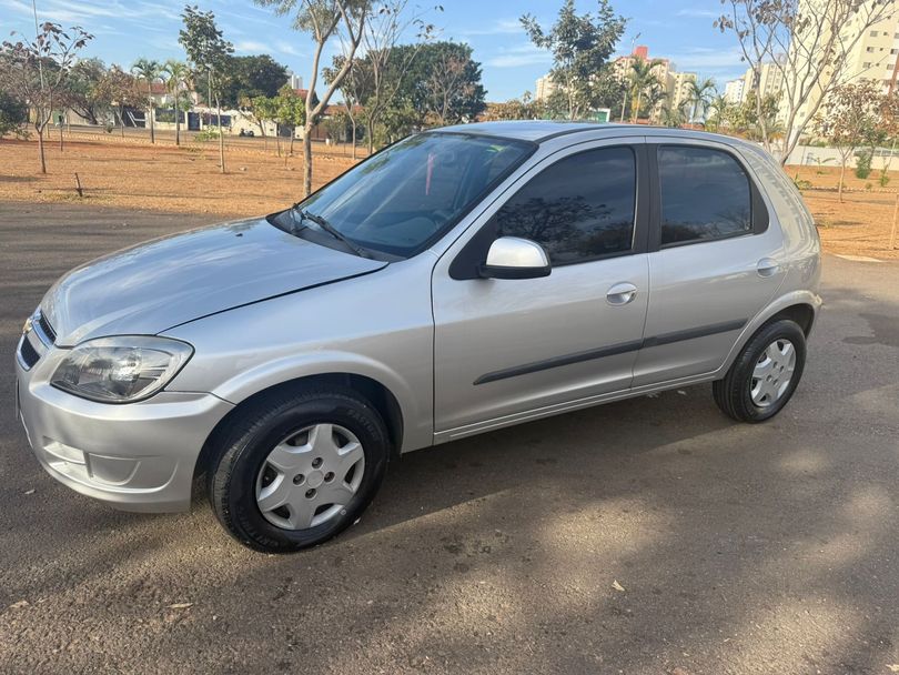Chevrolet Celta Spirit/ LT 1.0 MPFI 8V FlexP. 5p