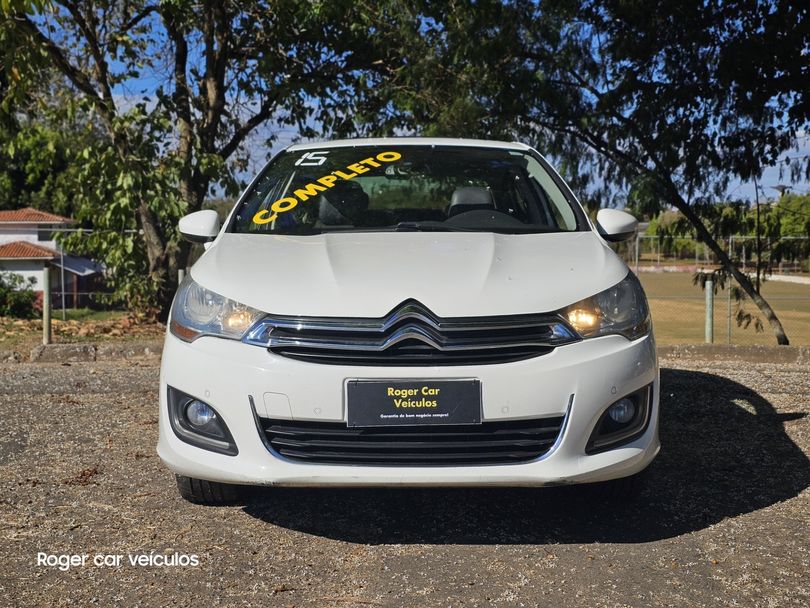 Citroën C4 LOUNGE Exclusive 1.6 Turbo 4p Aut.