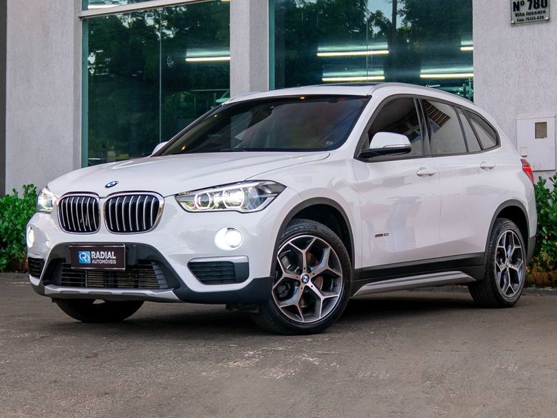 BMW X1 SDRIVE 20i X-Line 2.0 TB Active Flex