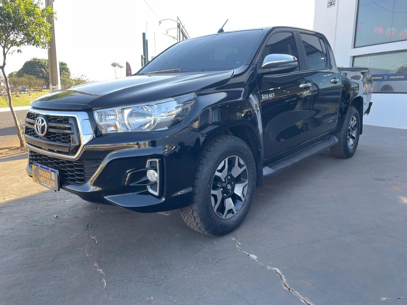 Toyota Hilux CD SRV 4x4 2.8 TDI Diesel Aut.