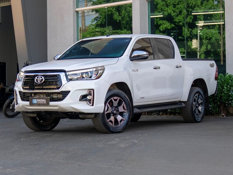 Toyota Hilux CD SRX 4x4 2.8 TDI 16V Diesel Aut.