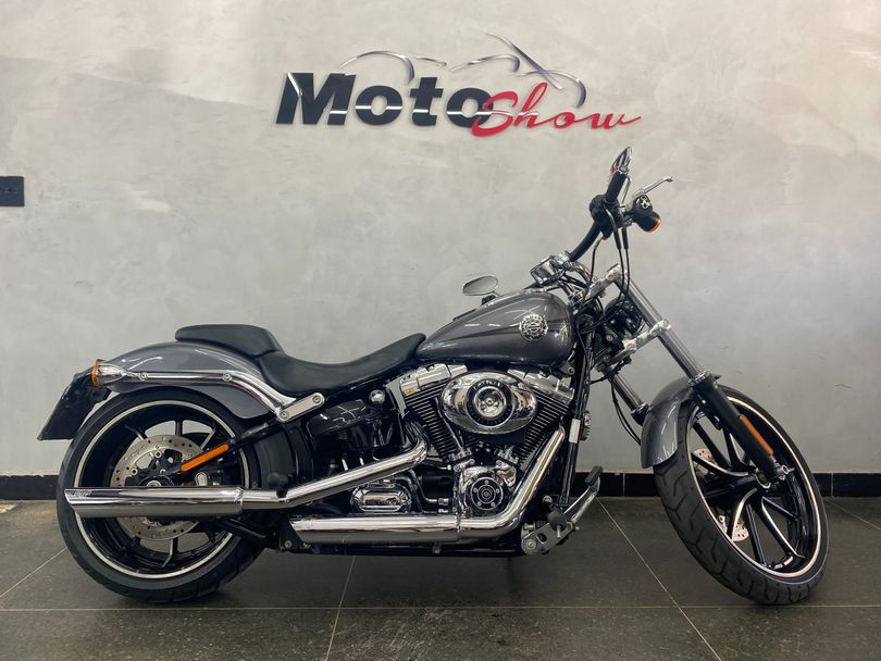 Harley SOFTAIL BREAKOUT FXSB
