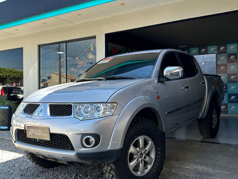 Mitsubishi L200 Triton HPE 3.2 CD TB Int.Diesel Aut