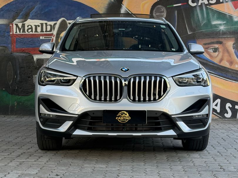BMW X1 SDRIVE 20i X-Line 2.0 TB Active Flex