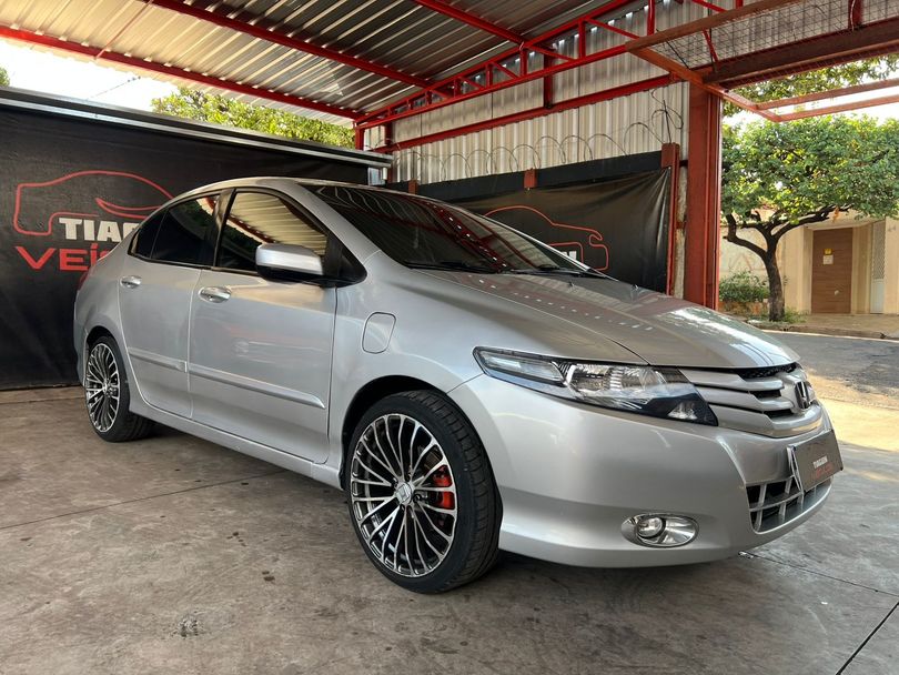 Honda CITY Sedan DX 1.5 Flex 16V Mec.