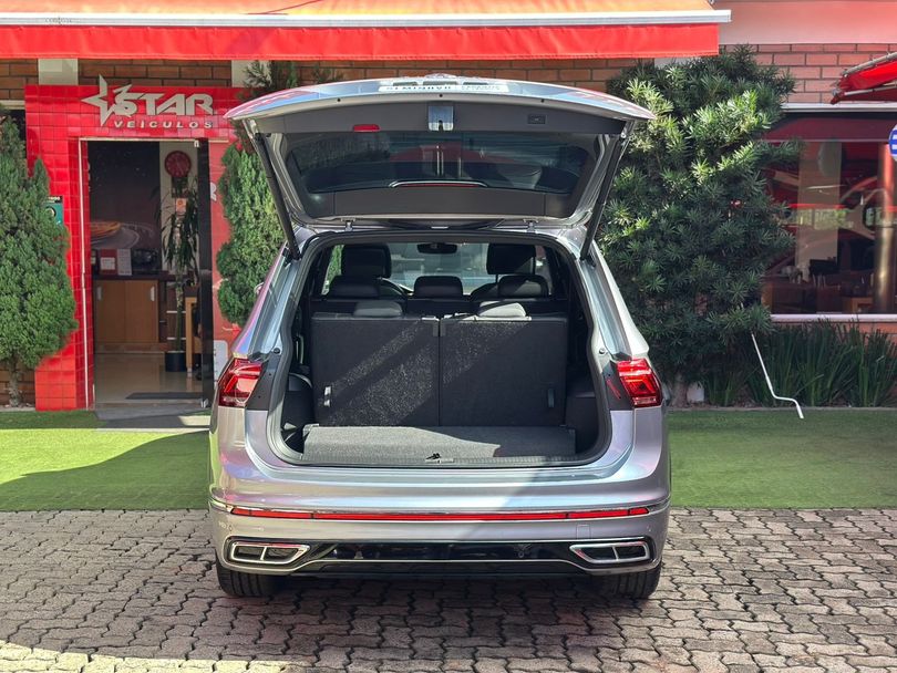 Volkswagen TIGUAN Allspac R-Line 300 TSI 2.0