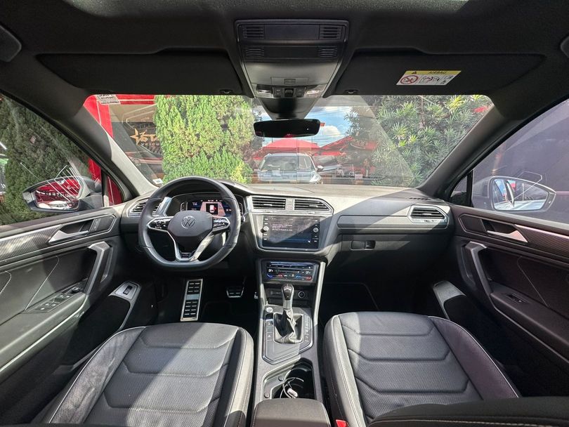 Volkswagen TIGUAN Allspac R-Line 300 TSI 2.0