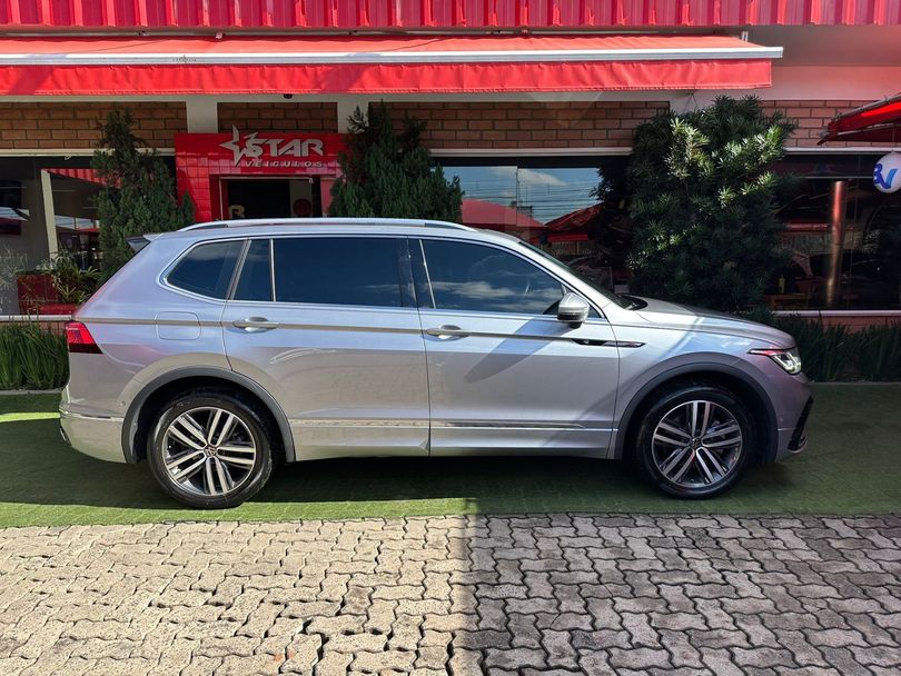Volkswagen TIGUAN Allspac R-Line 300 TSI 2.0