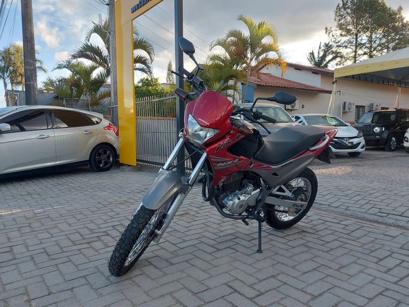 HONDA NX-4 FALCON 400