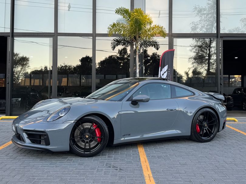 Porsche 911 Carrera GTS Coupe 3.0 (991)