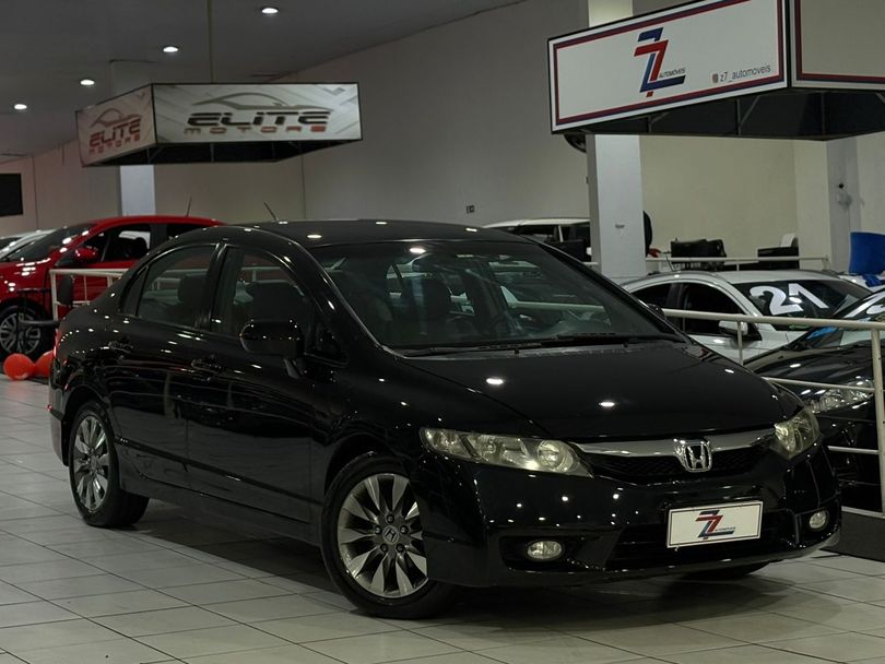 Honda Civic Sedan LXS 1.8/1.8 Flex 16V Aut. 4p