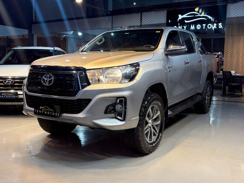 Toyota Hilux CD SRV 4x4 2.7 Flex 16V Aut.