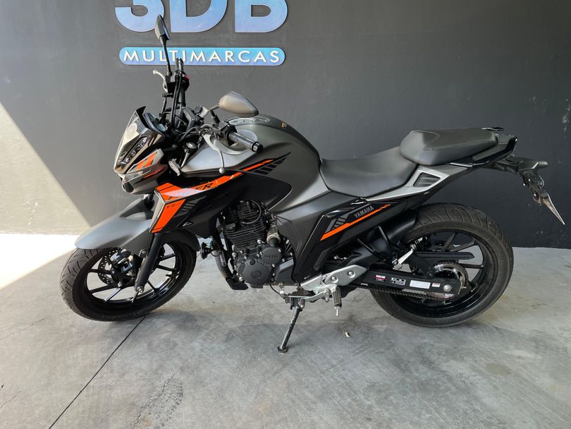 YAMAHA FZ25 250 FAZER CONNECTED