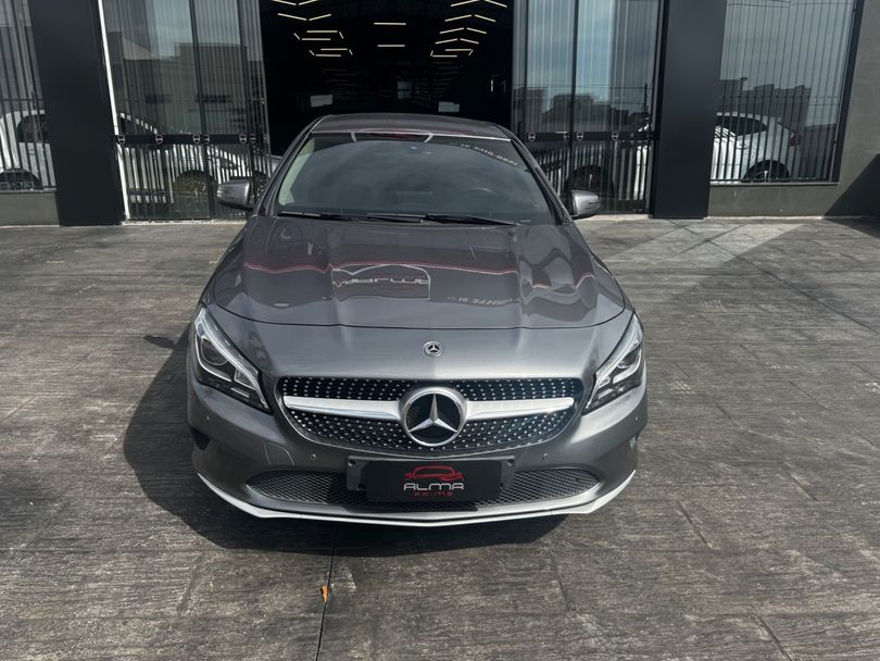 Mercedes CLA-180 1.6 16V 122cv Aut.
