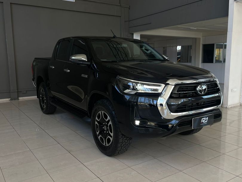 Toyota Hilux CD SRX 4x4 2.8 TDI 16V Diesel Aut.