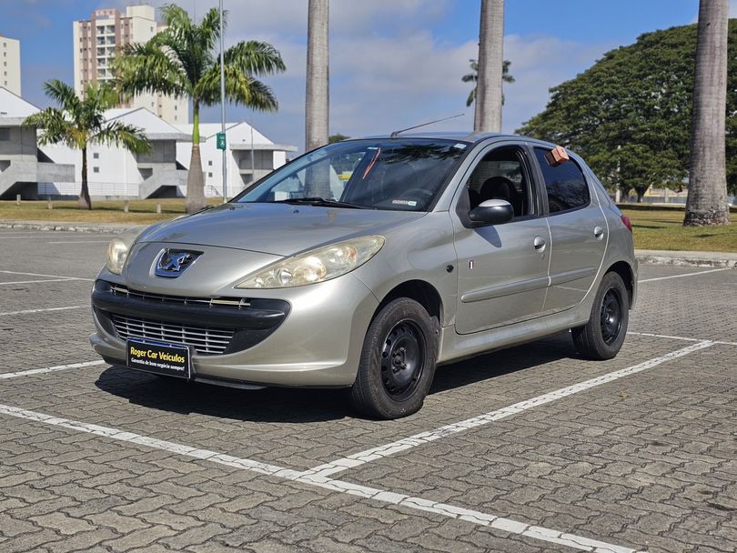 Peugeot 207 XR 1.4 Flex 8V 5p