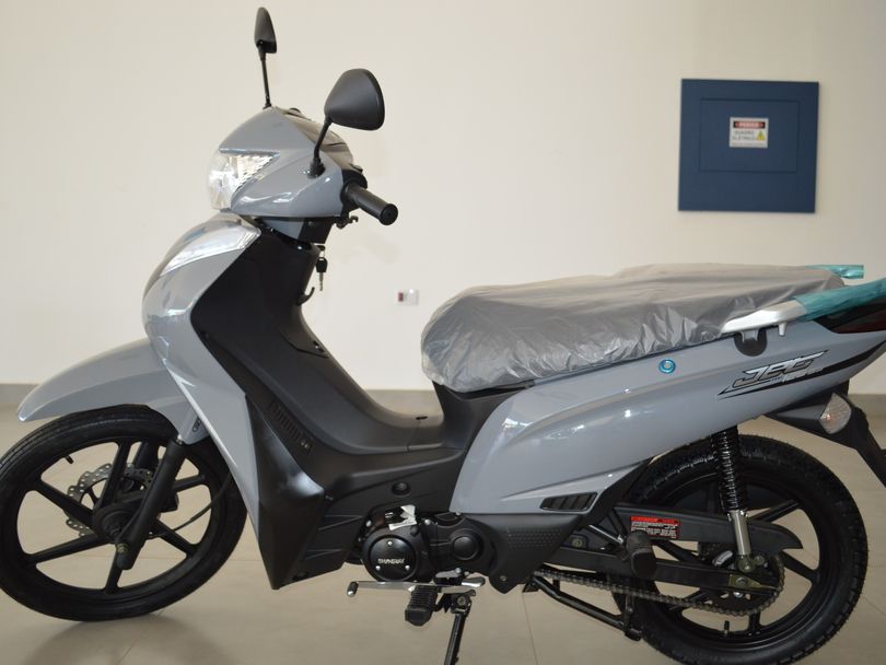 SHINERAY XY 125 JET SS