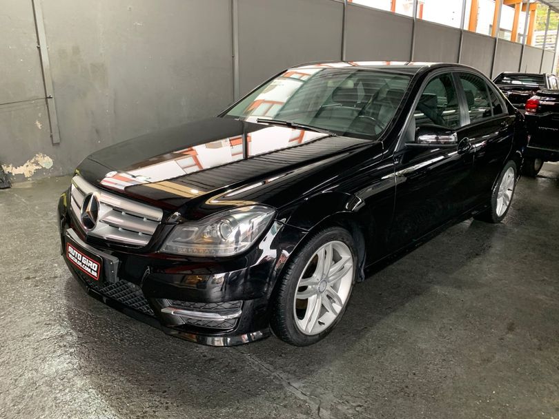 Mercedes C-200 CGI Avantgarde 1.8 16V 184cv Aut.