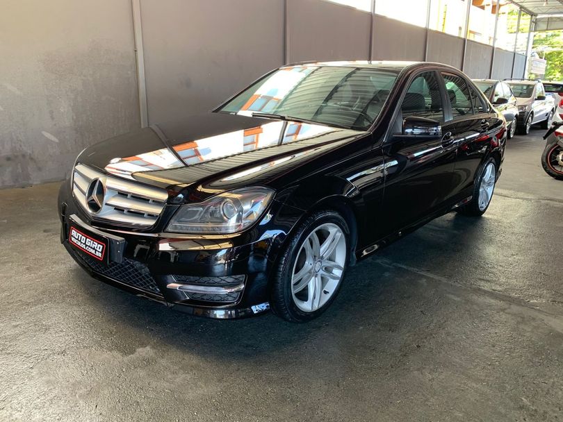 Mercedes C-200 CGI Avantgarde 1.8 16V 184cv Aut.