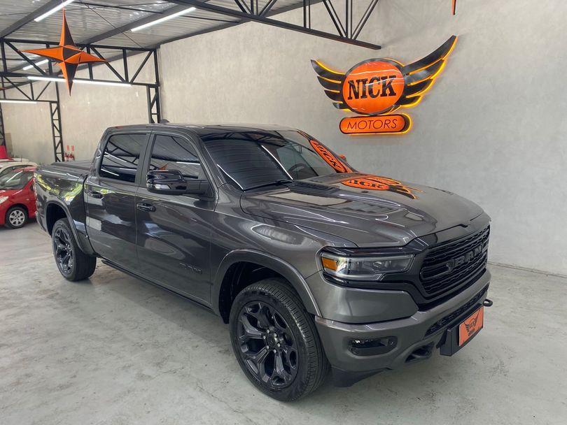 RAM 1500 LIMITED NIGHT EDITION 5.7 4x4 Aut.