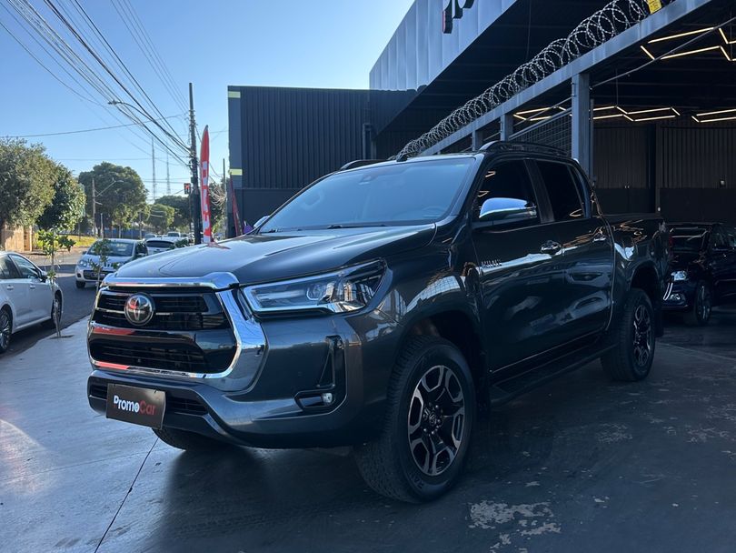 Toyota Hilux CD SRX 4x4 2.8 TDI 16V Diesel Aut.