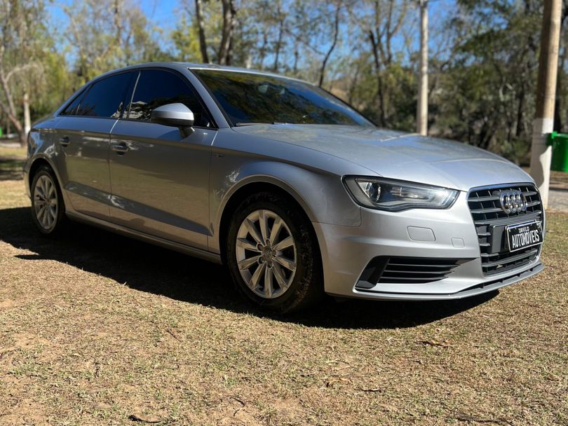 Audi A3 Sedan 1.4/ Attra. 16V TB FSI S-tronic