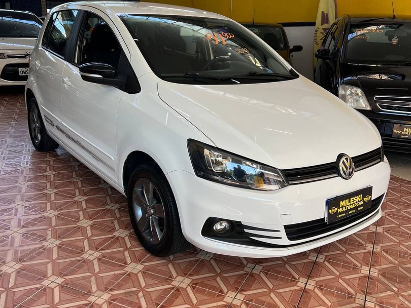 VolksWagen Fox Connect 1.6 Flex 8V 5p