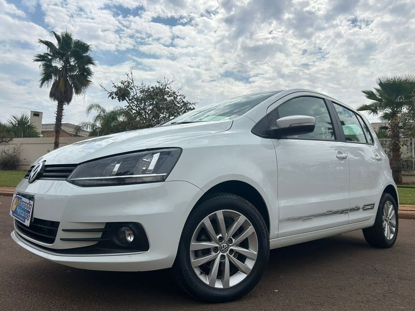 VolksWagen Fox Connect 1.6 Flex 8V 5p