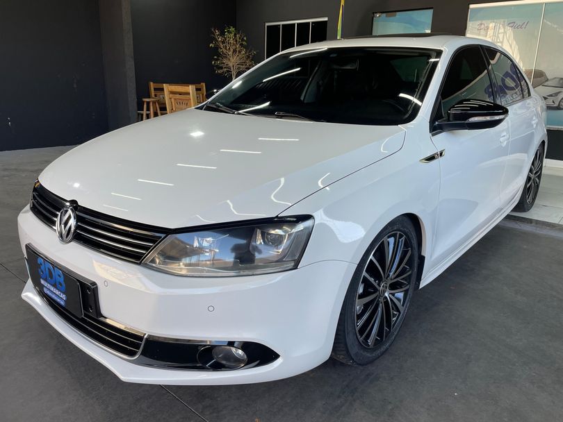VolksWagen JETTA Highline 2.0 TSI 16V 4p Tiptronic