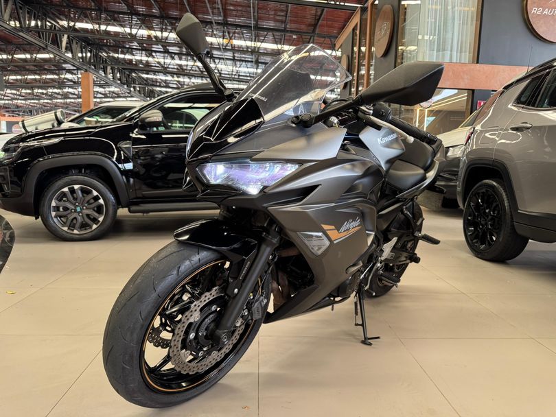 KAWASAKI NINJA 650R 649cc