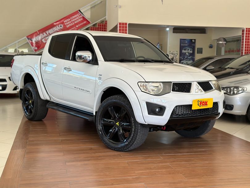 Mitsubishi L200 Triton HPE 3.2 CD TB Int.Diesel Aut