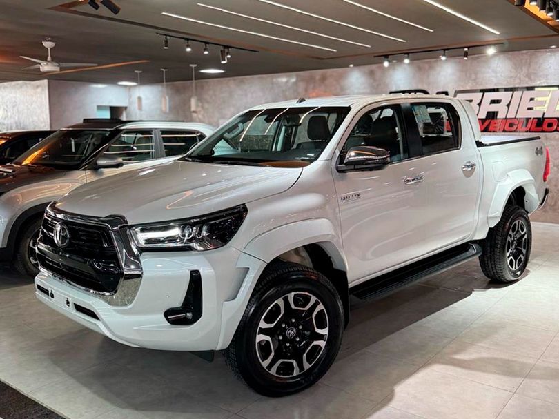 Toyota Hilux CD SRX 4x4 2.8 TDI 16V Diesel Aut.
