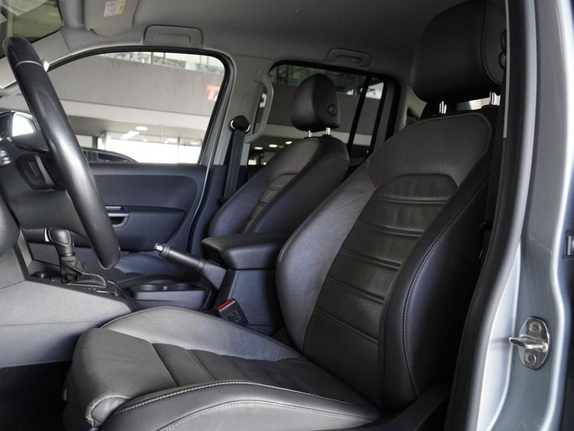 VolksWagen AMAROK Highline CD 3.0 4x4 TB Dies. Aut.