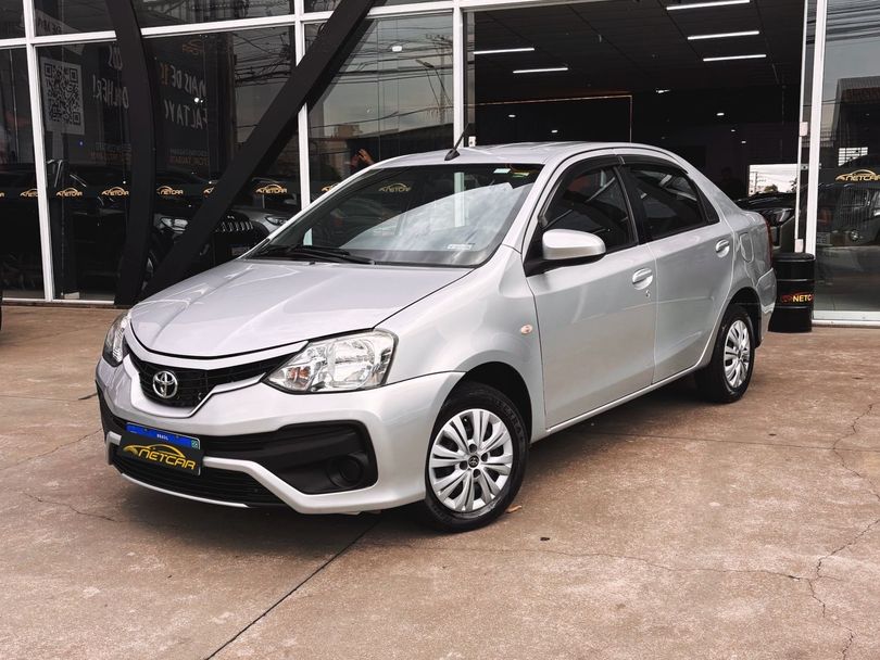 Toyota ETIOS XS Sedan1.5 Flex 16V 4p Mec.