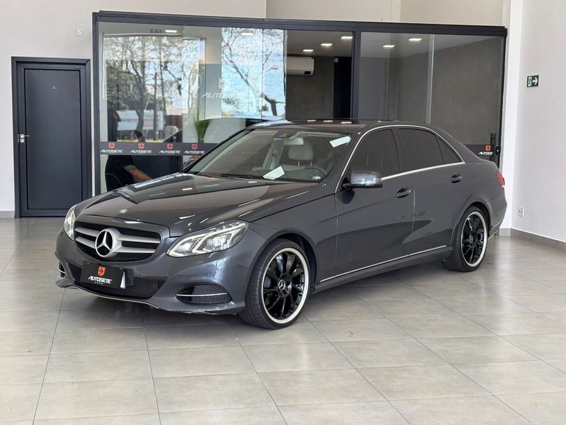 Mercedes E-250 CGI Avantgarde 2.0 TB 211cv Aut.