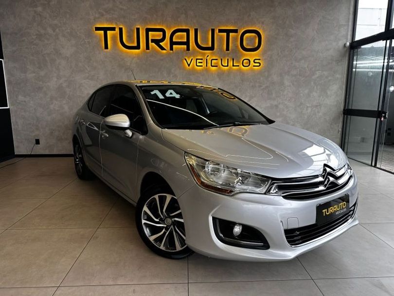Citroën C4 LOUNGE Tendance 2.0 Flex 4p Aut.