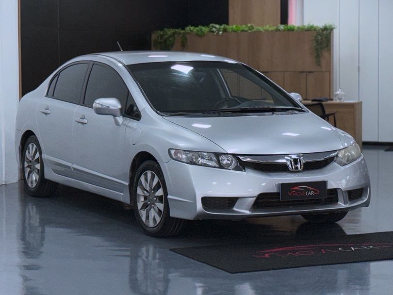 Honda Civic Sed. LXL/ LXL SE 1.8 Flex 16V Aut.
