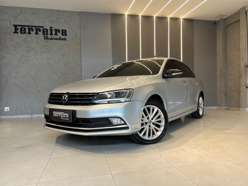 VolksWagen JETTA Comfortline 2.0 T.Flex 8V 4p Tipt.