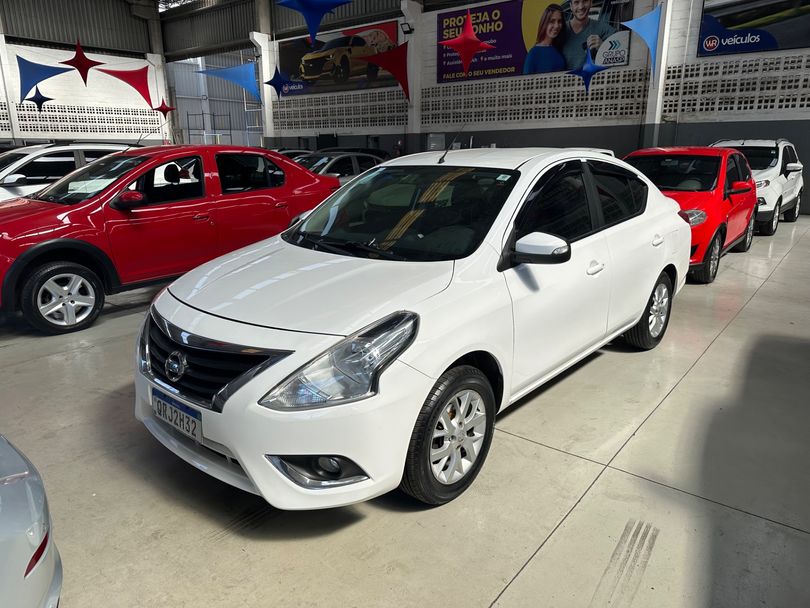 Nissan VERSA SV 1.6 16V FlexStart 4p Aut.