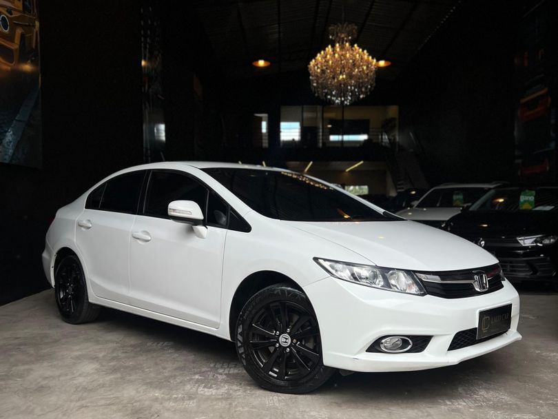 Honda Civic Sedan LXR 2.0 Flexone 16V Aut. 4p