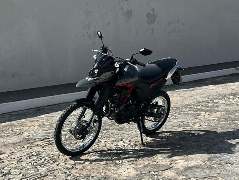 YAMAHA XTZ 250 LANDER CONNECTED
