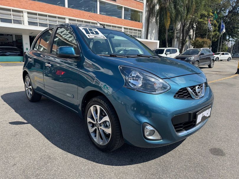 Nissan MARCH SL 1.6 16V Flex Fuel 5p