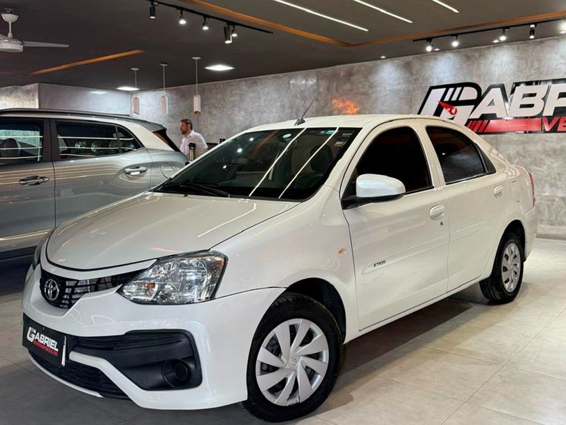 Toyota ETIOS X Sedan 1.5 Flex 16V 4p Mec.
