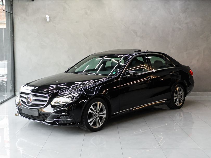 Mercedes E-250 CGI Avantgarde 2.0 TB 211cv Aut.