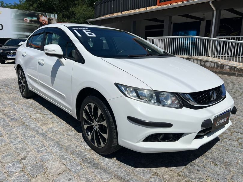 Honda Civic Sedan LXR 2.0 Flexone 16V Aut. 4p