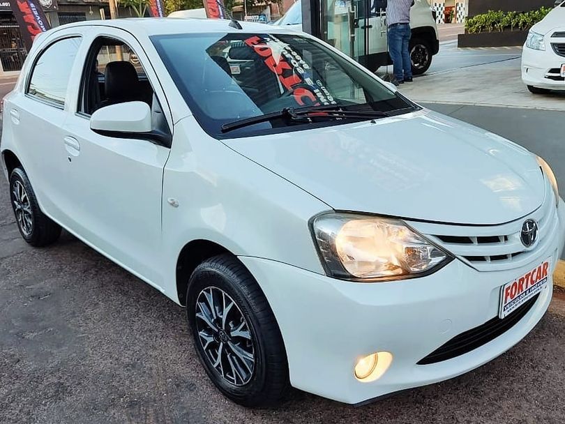 Toyota ETIOS X 1.3 Flex 16V 5p Aut.